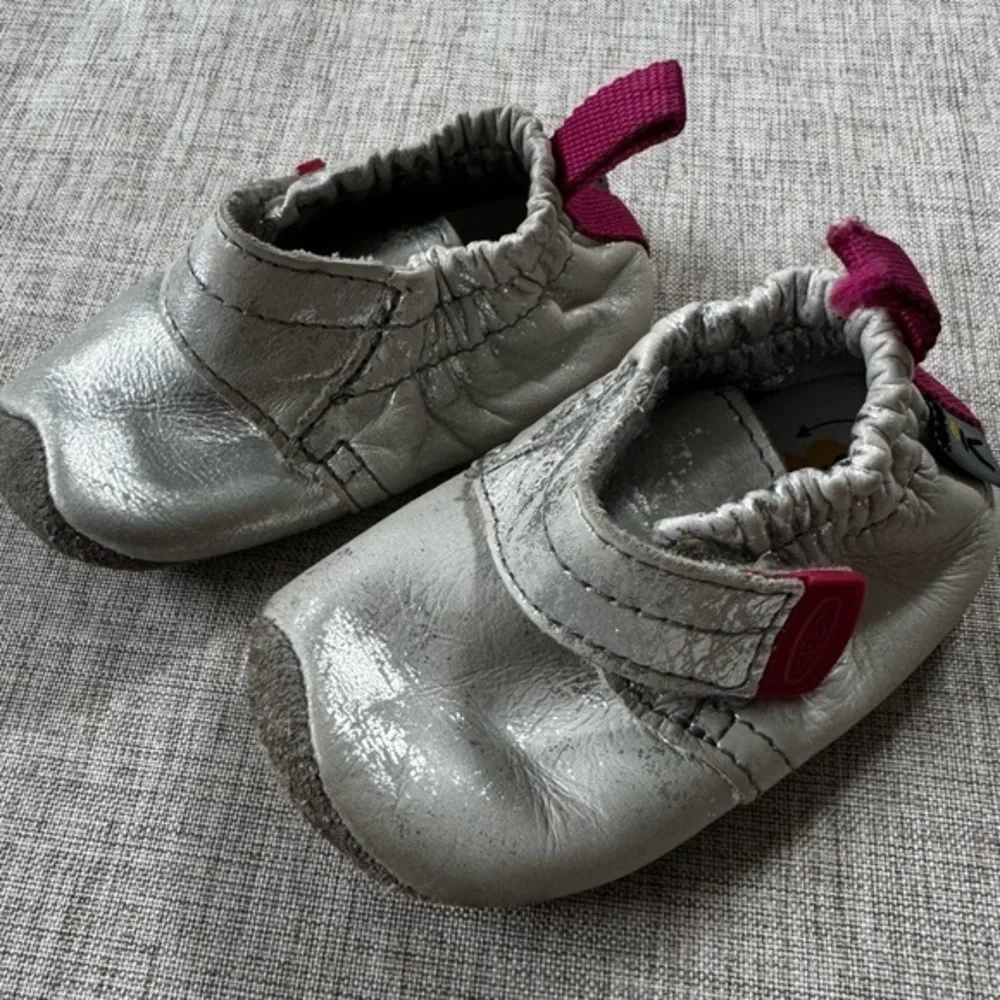 KEEN Silver and pink Leather booties for girls infant baby crawler 12 Months
